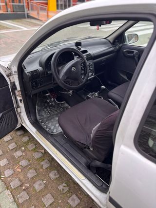 Opel Corsa 2000