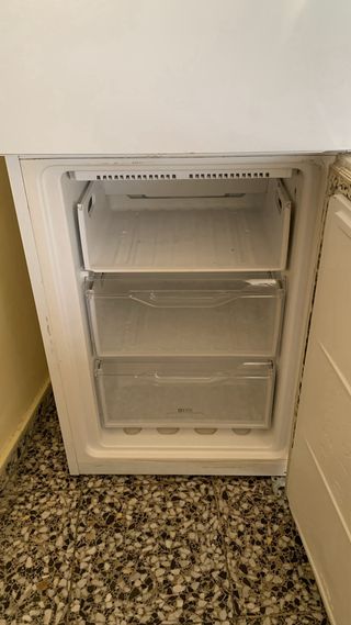 Nevera Indesit Blanca