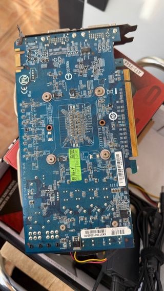 Tarjeta Gráfica Gigabyte GTX 560 TI