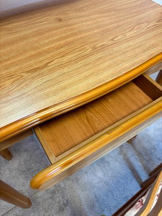 Mesa de madera extensible