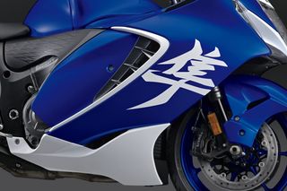 Suzuki Hayabusa Azul y Blanca