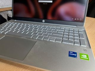 Portátil HP Pavilion 15,6" (16 GB RAM / 1 TB SSD)