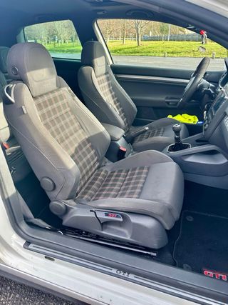 Volkswagen Golf 5 GTI