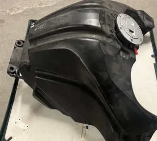Depósito Gasolina BMW RT 1200 LC + Tapon y Llaves