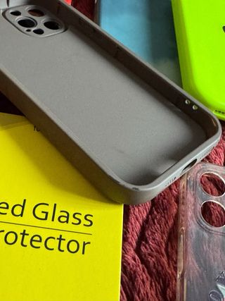 Confezione di 13 custodie per iPhone 12 Pro + Protezione per lo schermo