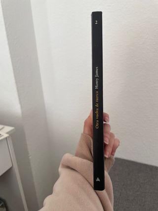 Otra vuelta de tuerca (Spanish Edition)