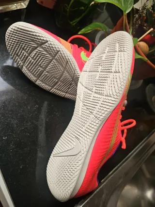 Zapatillas Nike Fútbol Sala Nuevas a estrenar.