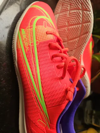 Zapatillas Nike Fútbol Sala Nuevas a estrenar.