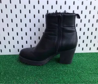 BOTINES DE PIEL SPRINGFIELD (NO NEGOCIABLE)