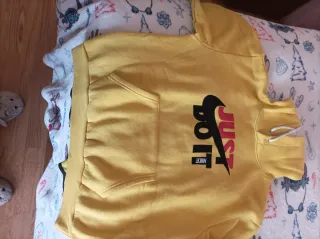 Sudadera Nike Amarilla