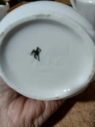 Lecheritas in ceramica con piante grasse