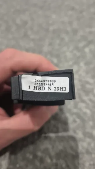 Mando Radio/Teléfono Renault/Dacia