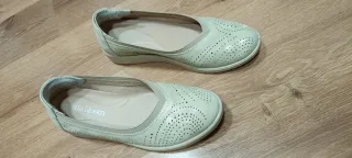 Zapatos Elena Bloom Beige/Oro Perforados