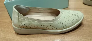 Zapatos Elena Bloom Beige/Oro Perforados