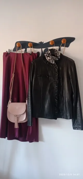 Cazadora de piel auténtica negra