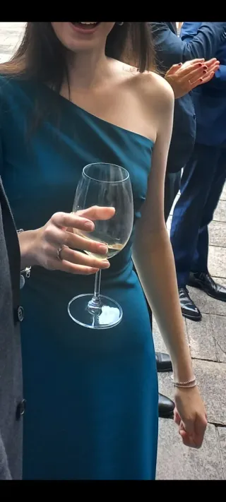 Vestido fiesta un hombro