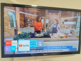 Samsung Smart TV 32 para colgar pared.