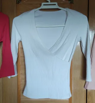 Lote 3 Camisetas Bershka Manga 3/4