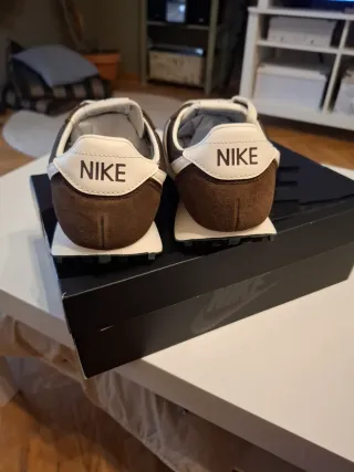 Nike LD-1000 Marrón y Blanco