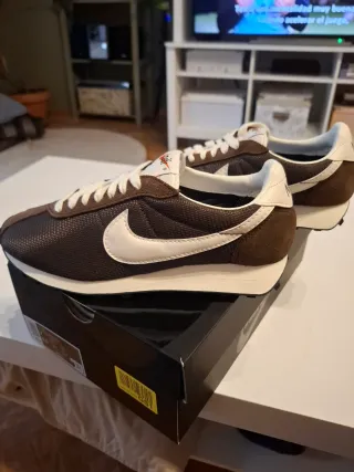 Nike LD-1000 Marrón y Blanco