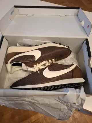 Nike LD-1000 Marrón y Blanco