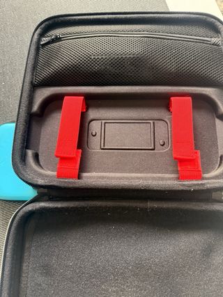 Nintendo Switch Azul y Rojo Completa poco uso