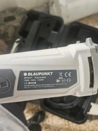 Pulidora de mano con maletín