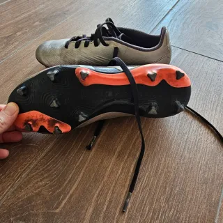 Scarpe da calcio Adidas Predator n. 34