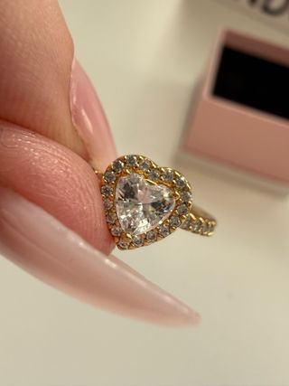 Anillo Pandora Corazón Dorado