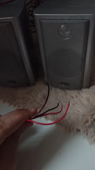 Altavoces pasivos AIRIS para tocadiscos