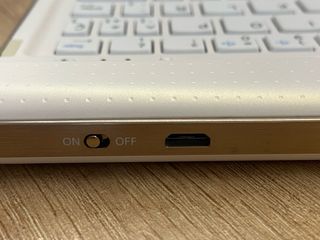 Samsung Teclado Bluetooth EJ-CT700 Blanco