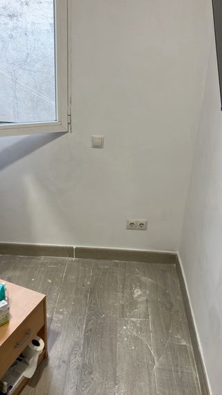 Pintores, alisados, barnizados, esmaltados...