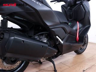 YAMAHA X-MAX 300