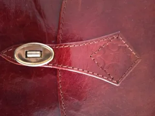 Cartella tracolla in cuoio marrone