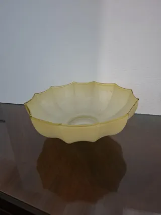 Vecchia boccia lampadario vetro giallo