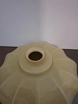 Vecchia boccia lampadario vetro giallo