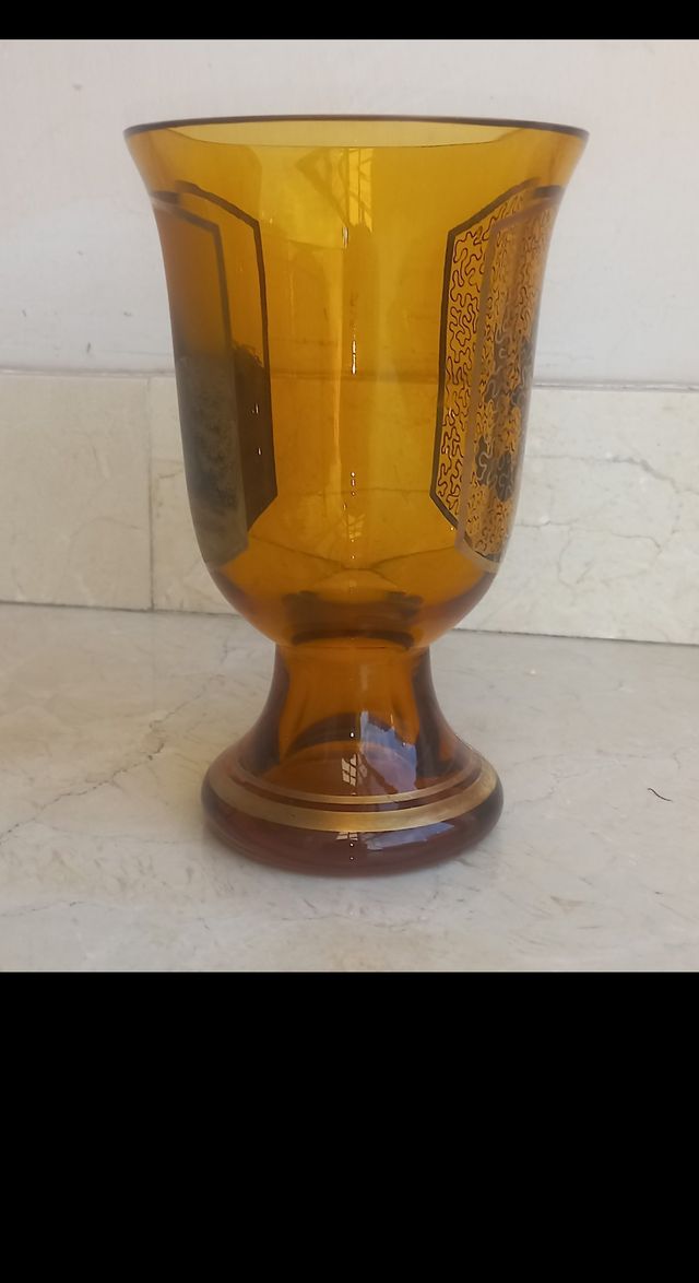 Jarrón antiguo cristal ambar