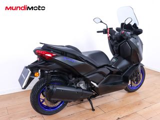 YAMAHA X-MAX 300