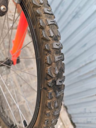 Bicicleta Megamo 24 pulgadas, a penas usada.