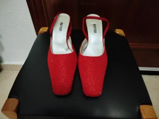 Zapatos de tacón Mayfran rojos