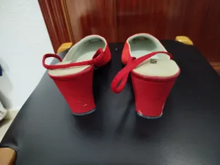 Zapatos de tacón Mayfran rojos