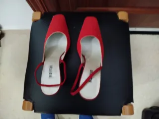 Zapatos de tacón Mayfran rojos
