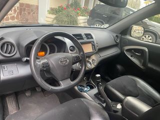Toyota RAV4 2012