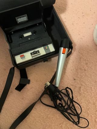 Grabadora Cassette Philips con Micrófono