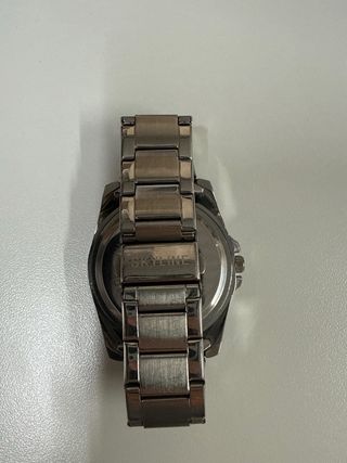 Reloj Skyline Verde y Plateado