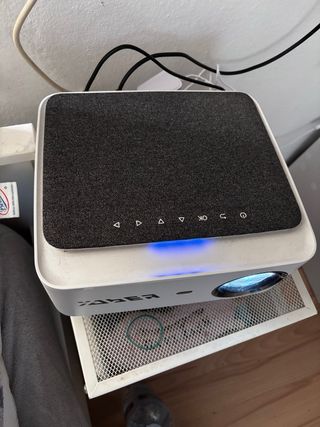 Proyector YABER Blanco y Negro