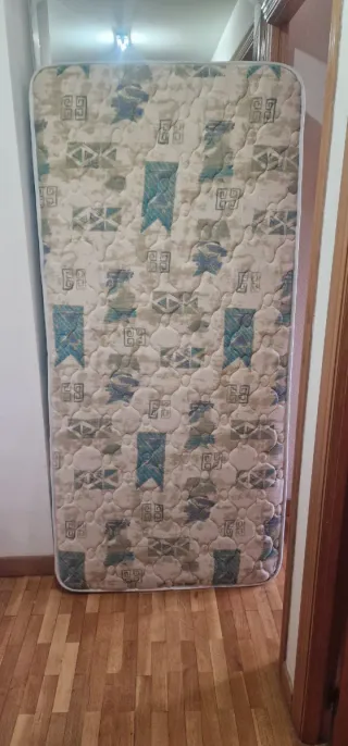 Somier Fibermaster Pikolin+Colchón.