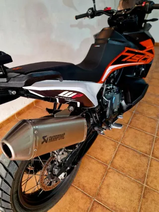 KTM Adventure 790