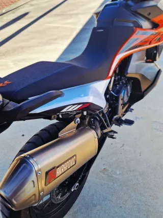 KTM Adventure 790