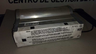 AIRBAG DELANTERO DERECHO MERCEDES VITO KOMBI